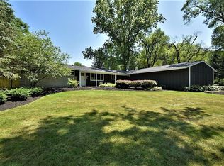 7676 Blackford Dr, Chagrin Falls, OH 44022