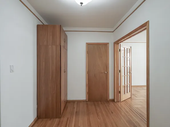 3250 Coney Island Avenue image 4 of 16