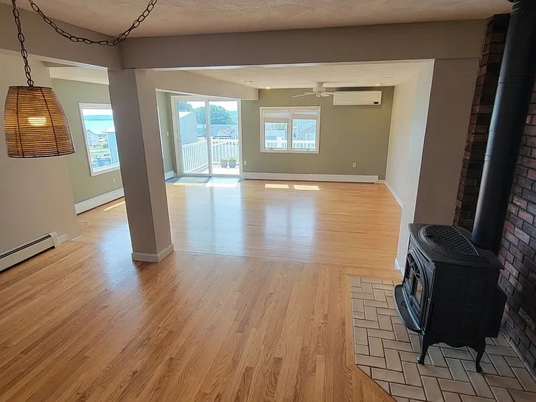 45 Breezy Hill Ter — Photo 2