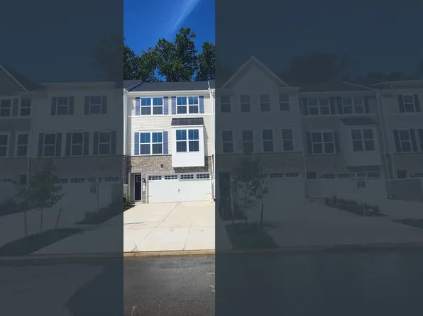 4335 Reusch Cir, New Castle, DE 19720