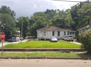 1804 South St, Vicksburg, MS 39180