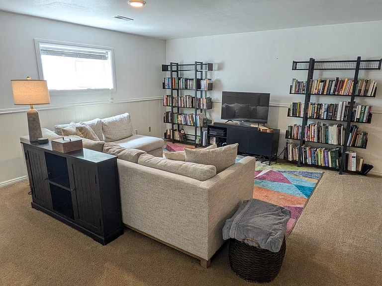 440 Cottonwood Ln — Photo 15