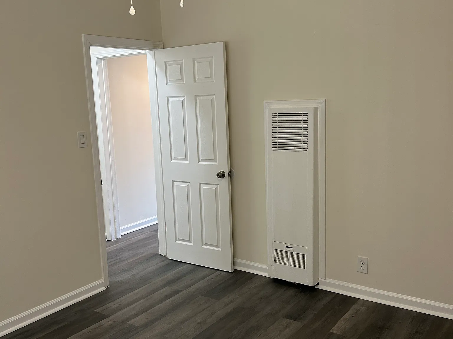 1 bed, $1,895 — Photo 1