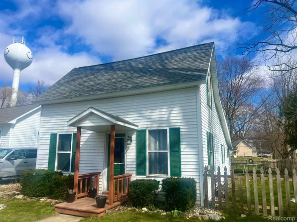 45 Jessie St, Elkton, MI 48731