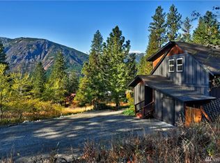 32 Crab Apple Rd, Winthrop, WA 98862