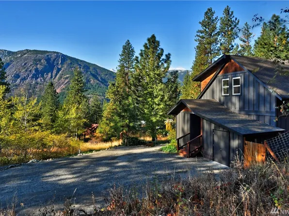 32 Crab Apple Rd, Winthrop, WA 98862