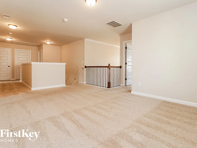 225 Villa Grande Dr — Photo 9