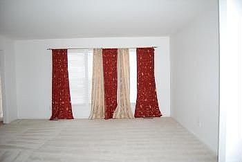 5th image of 3373 Brooklyn Dr