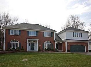 102 Pinelake Dr, Buffalo, NY 14221