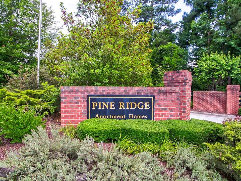 2nd image of 3200 Sugar Pine Trl