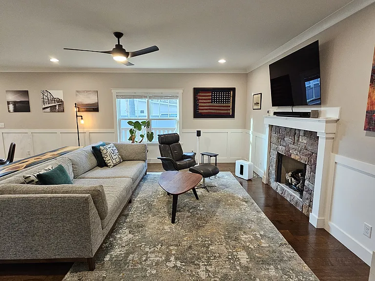 E View Ct — Photo 9