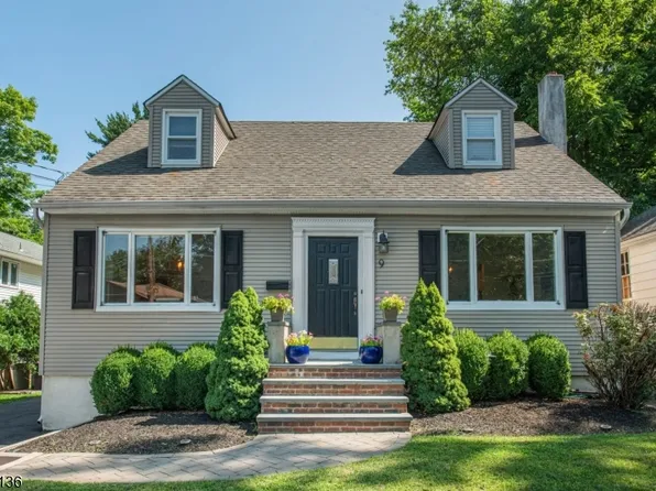 9 Woodmere Rd, West Caldwell Twp., NJ 07006