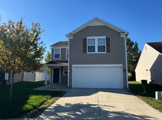 665 Bridgebend Run, Greenwood, IN 46143