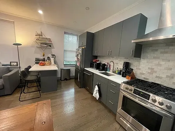 22-75 28th Street image 2 of 12