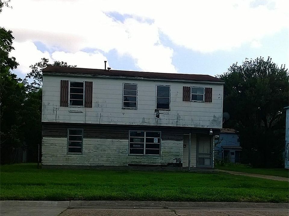 1st image of 1215 5th Ave N