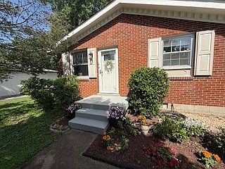 2nd image of 7010 Bonnavent Dr