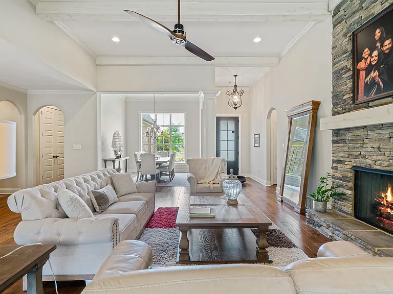 4513 W Chestnut Hill Dr — Photo 7