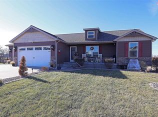 1015 Wolfcreek Rd, Farmington, MO 63640