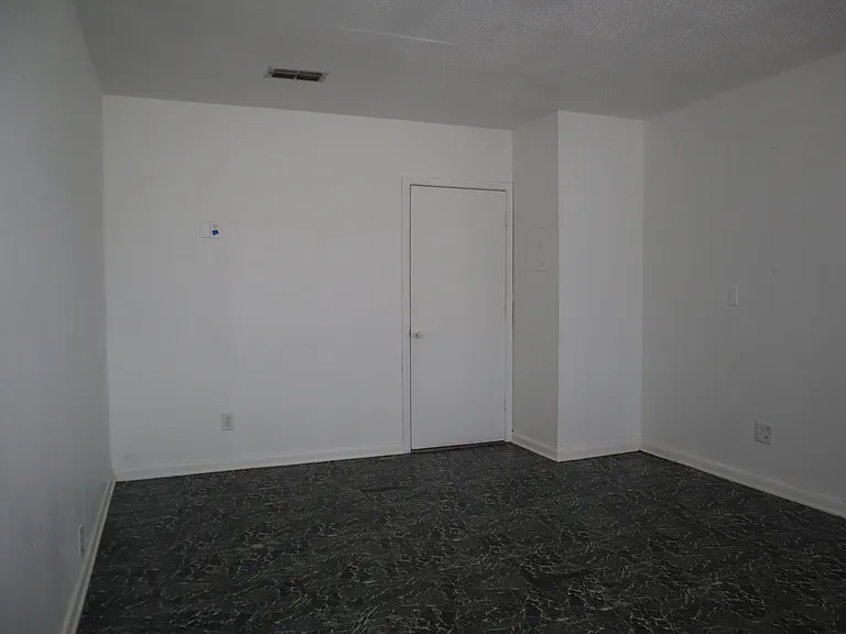 5726 Swift Creek Dr — Photo 26