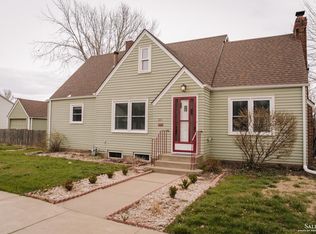 841 S 11th St, Salina, KS 67401