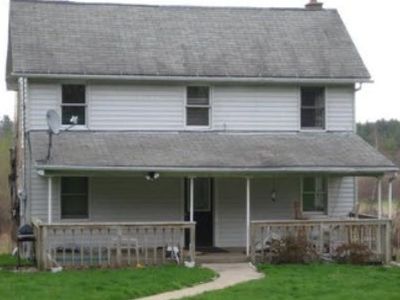 860 Blytheburn Rd, Mountain Top, PA, 18707