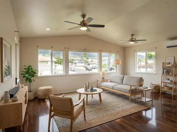 107 E Makaukau Loop, Wailuku, HI 96793