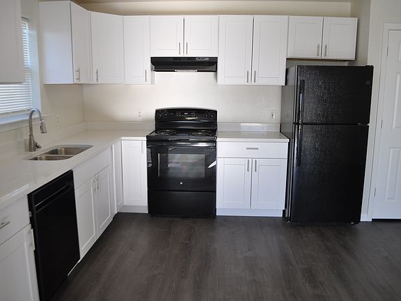 4th image of 1106 Shabazz St