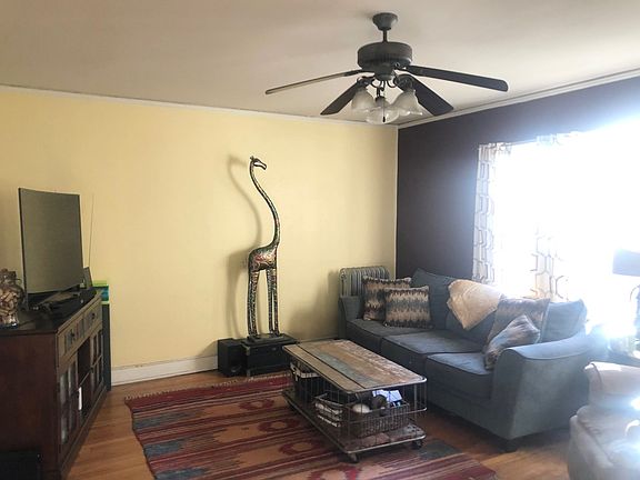 3rd image of 1422 N Downing St APT 7
