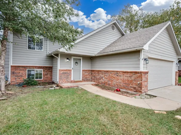 1705 N Redbarn Cir, Wichita, KS 67212