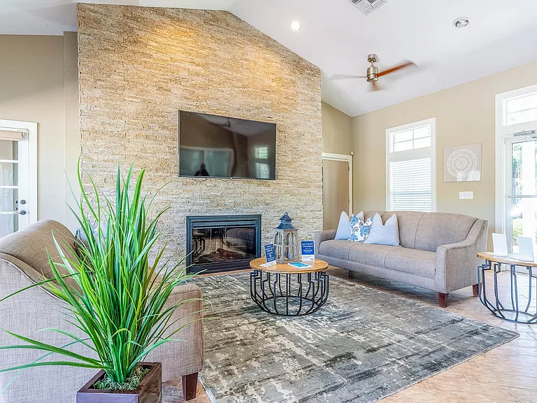 Coastline Cove Apartment Homes — Photo 19