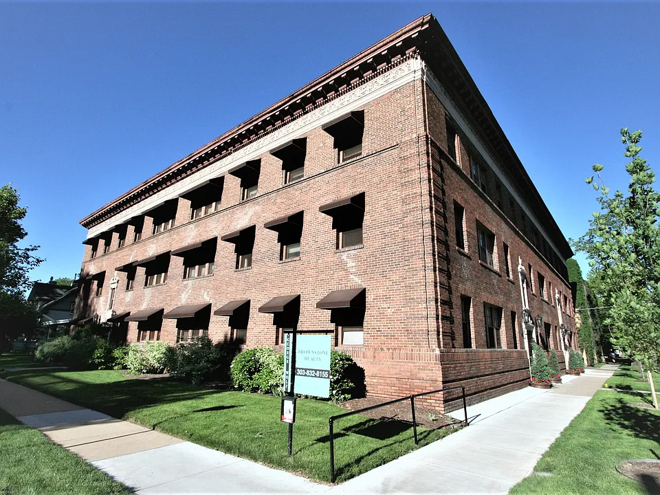 George Wolf Apts