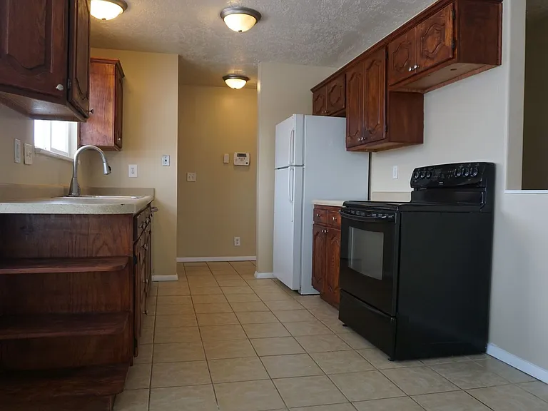 7349 W Gettysburg Dr — Photo 2