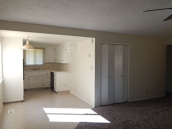 5th image of 1604 Maywood Ave