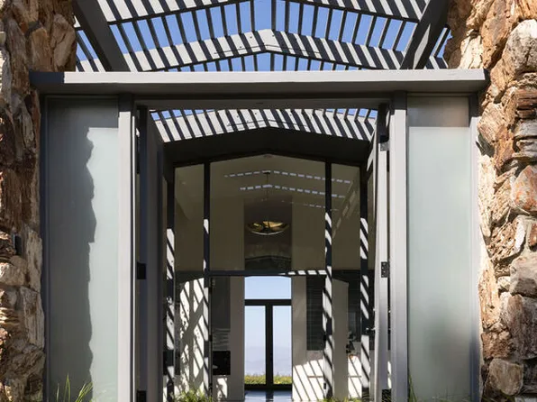8559 Edwin Dr, Los Angeles, CA 90046