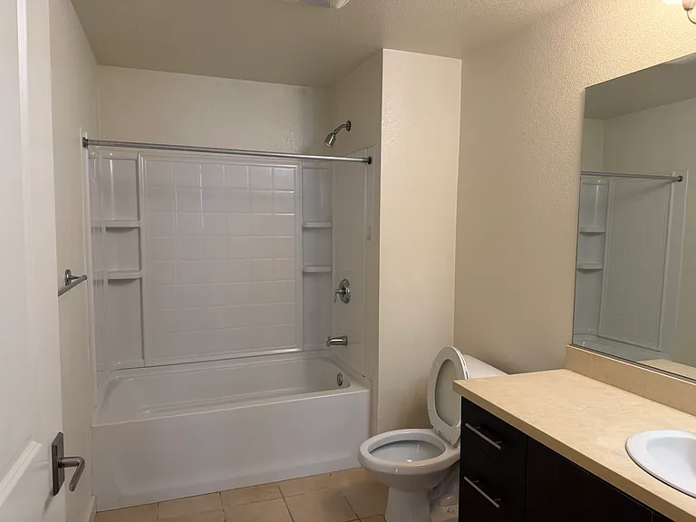 4463 Hyde Cmn #106 — Photo 13