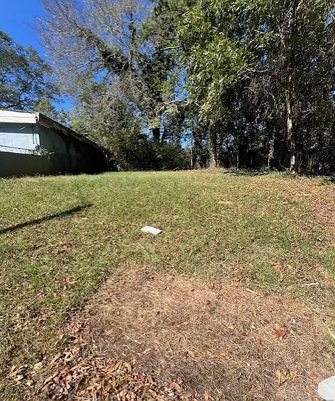328 Woodview Ave — Photo 6