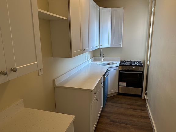 4th image of 1815 S St NW #425