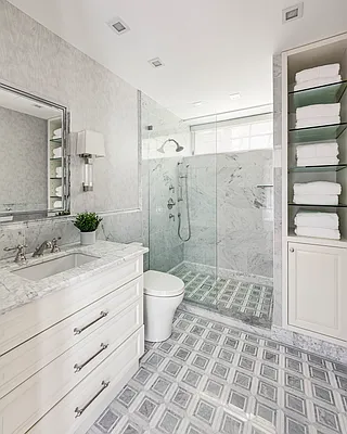 Sold by Compass | media 6