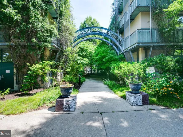 7981 Eastern Ave APT 219, Silver Spring, MD 20910