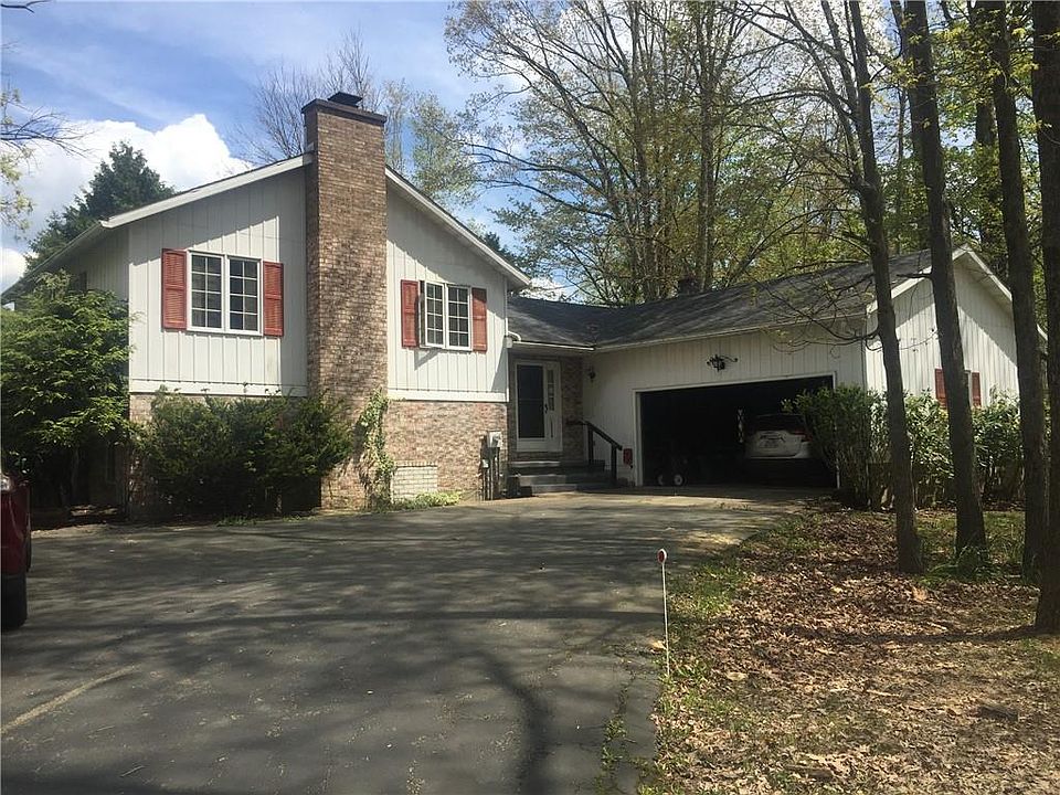1st image of 15534 Woodrow Dr