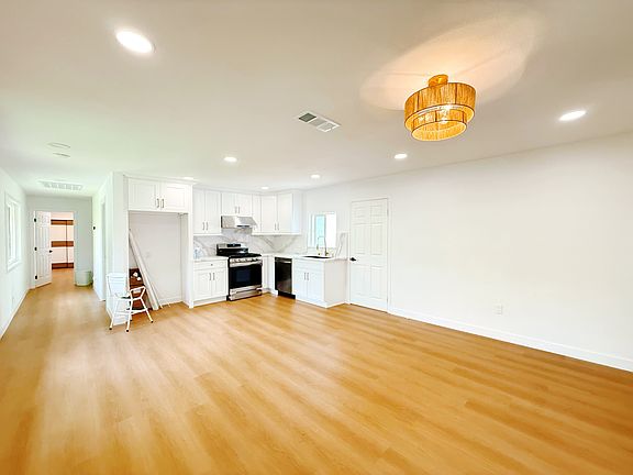 2nd image of 310 E Angeleno Ave #1