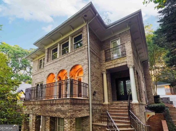 935 Clifton Rd NE, Atlanta, GA 30307