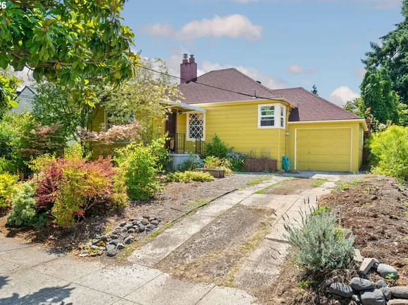5304 SE Center St, Portland, OR 97206
