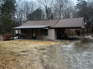 904 Luna Lake Rd, Danville, VA 24541