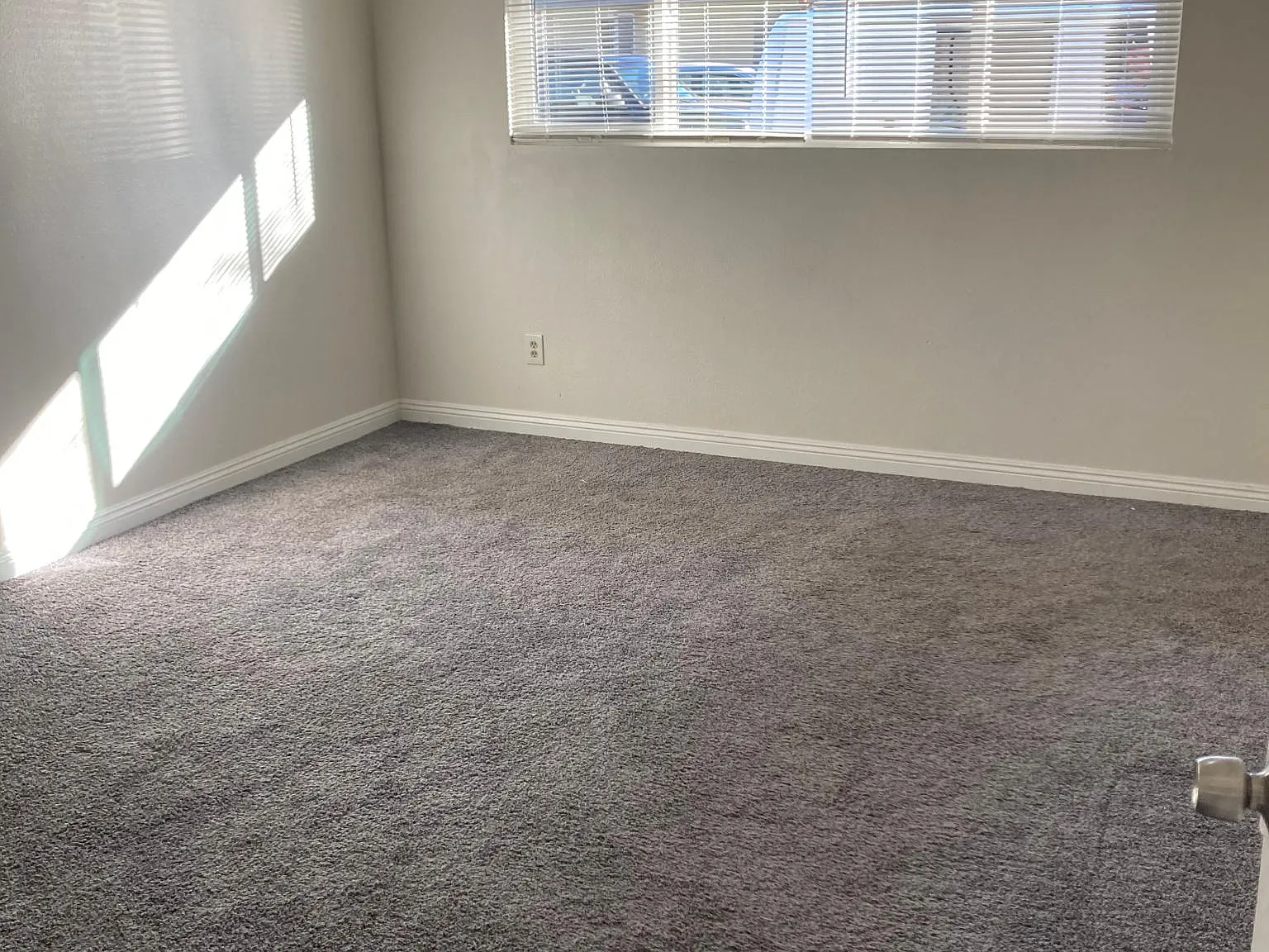 2 bed, 1992 sqft, $1,800 — Photo 3