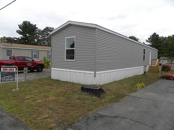 2nd image of 29 Martindale Trailer Ct