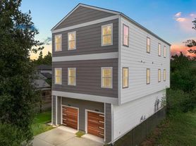 955 Elkhart St