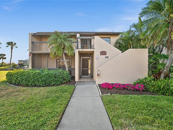 3rd image of 15481 Admiralty Cir APT 4