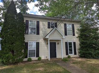 12431 Brothers Ave, Middletown, KY 40243