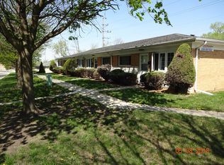 300 W Quincy St APT B, Westmont, IL